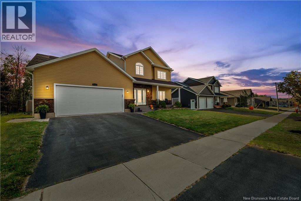 165 Erinvale Drive, Moncton, New Brunswick E1A 5S8 - Photo 1 - NB127856