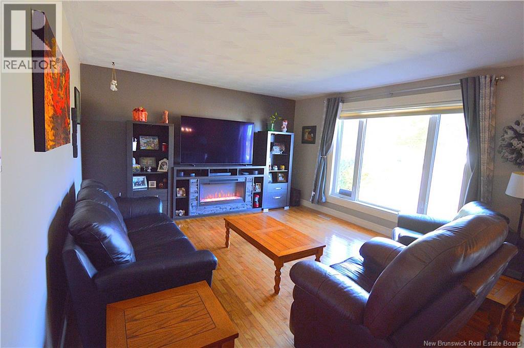 671 Main St., Shediac, New Brunswick  E4P 2C8 - Photo 7 - NB127614