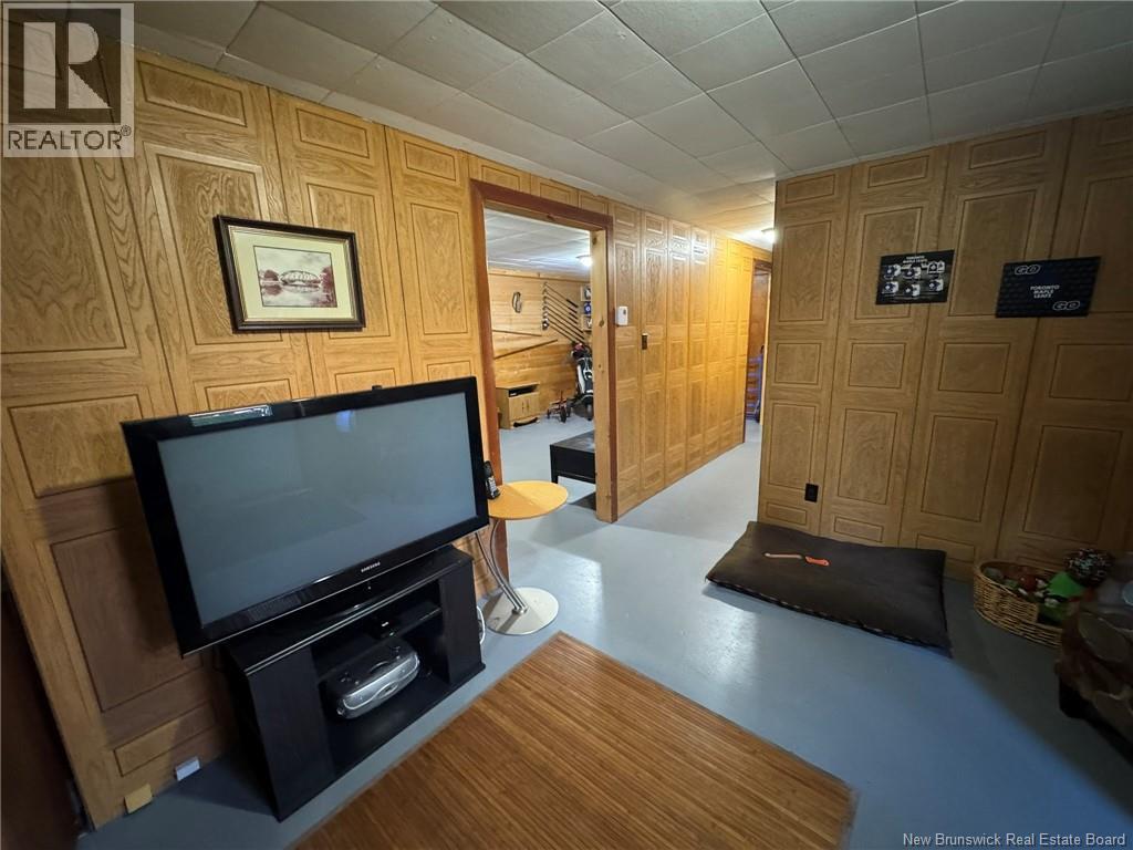 108 Fisher Avenue, Woodstock, New Brunswick  E7M 1S2 - Photo 15 - NB127940