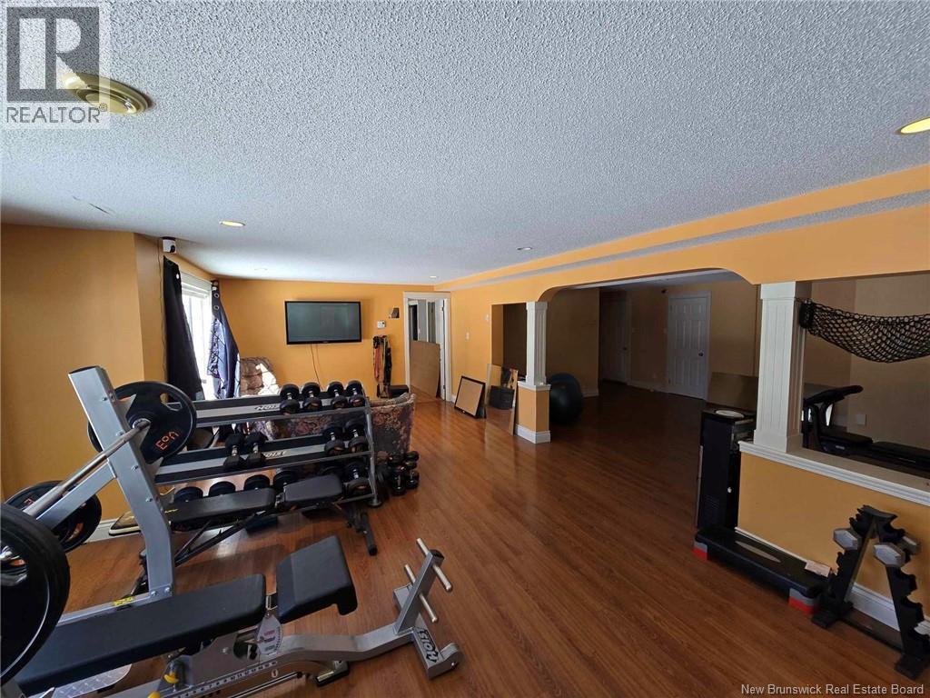 1125 Birchwood Drive, Bathurst, New Brunswick E2A 4W8 - Photo 35 - NB128006