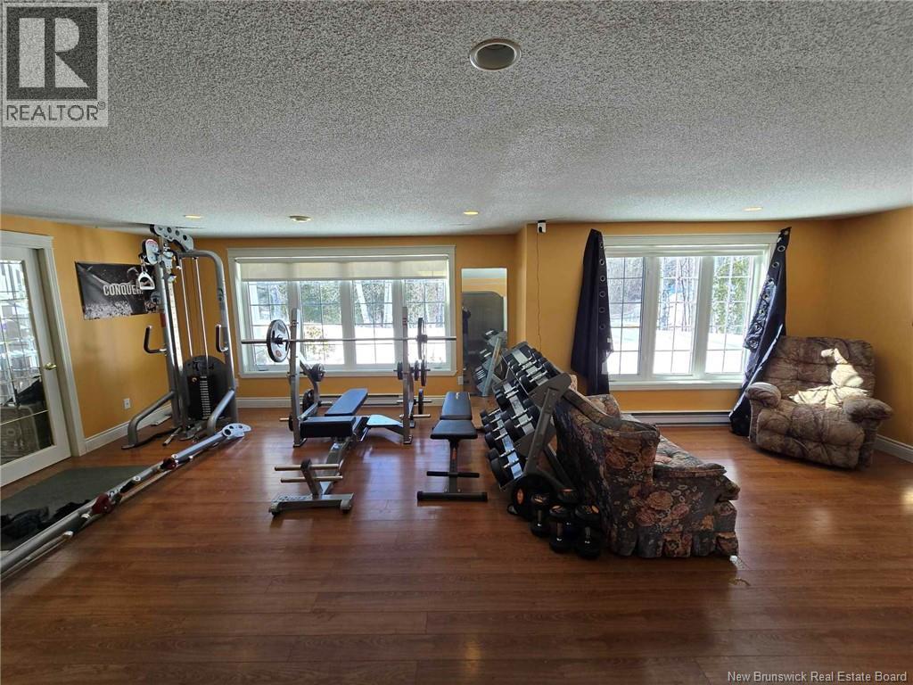 1125 Birchwood Drive, Bathurst, New Brunswick E2A 4W8 - Photo 37 - NB128006