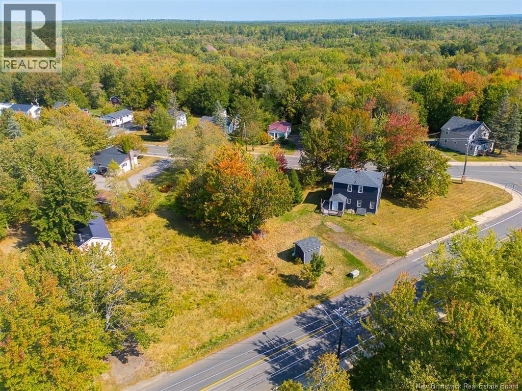 12 Centennial Drive, Minto, New Brunswick  E4B 3R9 - Photo 3 - NB128014