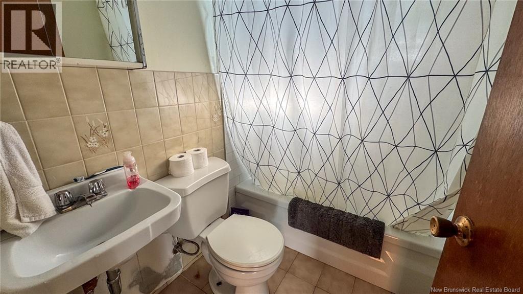 16 Fern Street, Saint John, New Brunswick  E2J 2M5 - Photo 8 - NB127834