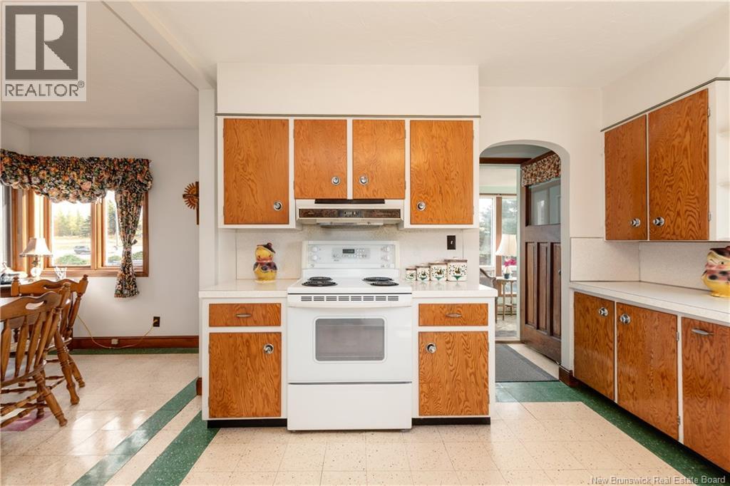 2155 Amirault, Dieppe, New Brunswick  E1A 7K3 - Photo 10 - NB127965