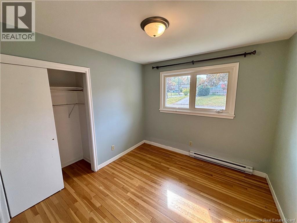 245 Massey Street, Fredericton, New Brunswick  E3B 2Z5 - Photo 17 - NB128057