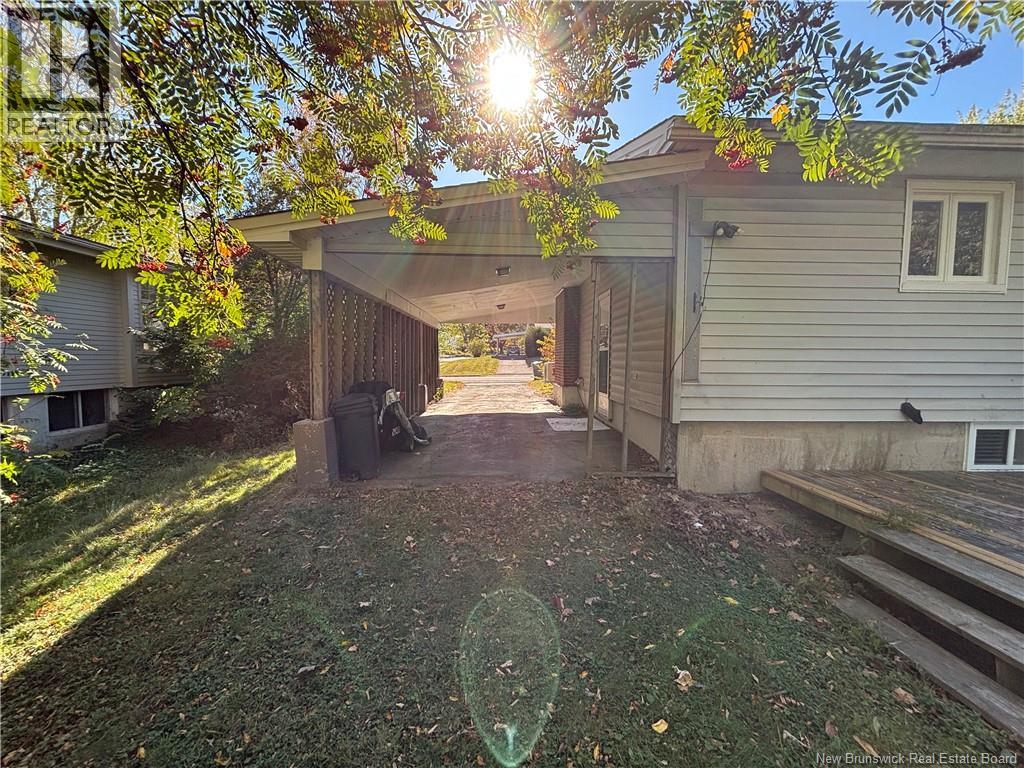 245 Massey Street, Fredericton, New Brunswick  E3B 2Z5 - Photo 24 - NB128057