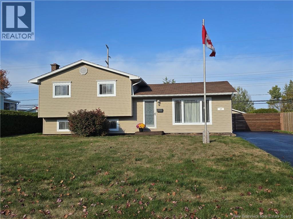 17 Shephard Drive, Oromocto, New Brunswick  E2V 2M2 - Photo 1 - NB128145