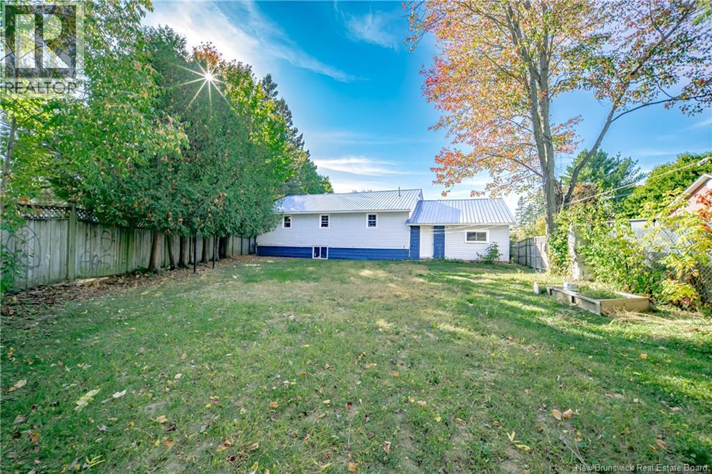26 Hachey Avenue, Fredericton, New Brunswick E3A 3X6 - Photo 30 - NB128249