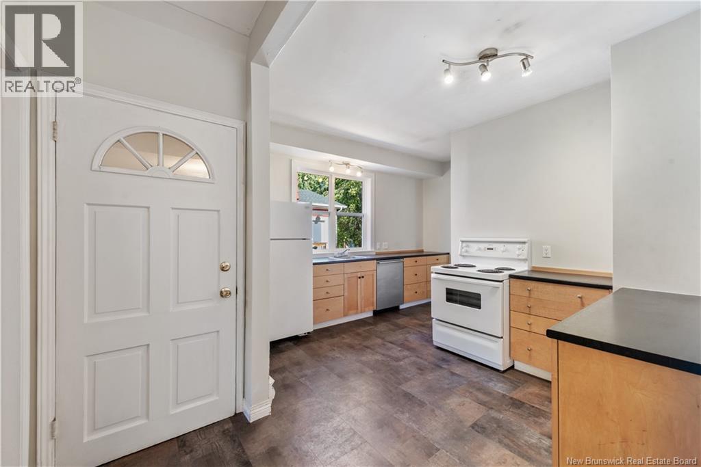 253 Weldon Street, Moncton, New Brunswick E1C 5W9 - Photo 11 - NB128264