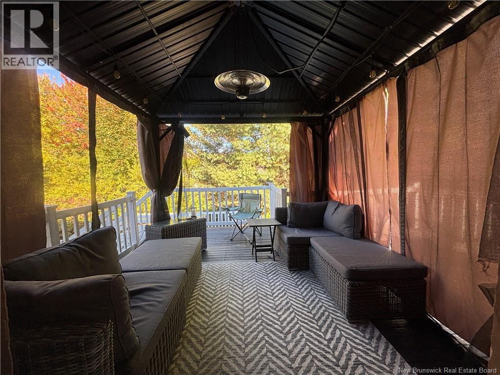 1027 Rue Hache, Beresford, New Brunswick E8K 1H9 - Photo 12 - NB128277