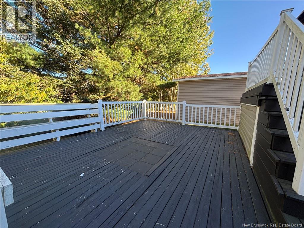 1027 Rue Hache, Beresford, New Brunswick E8K 1H9 - Photo 9 - NB128277