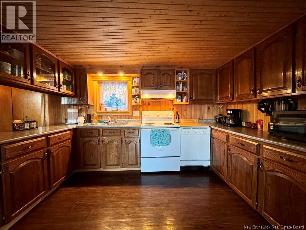 5502 Centrale Street, Lac Baker, New Brunswick  E7A 1H7 - Photo 13 - NB128352
