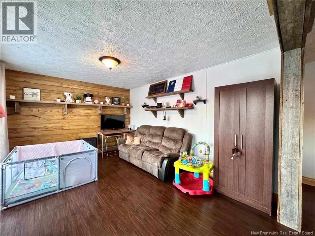 5502 Centrale Street, Lac Baker, New Brunswick  E7A 1H7 - Photo 16 - NB128352