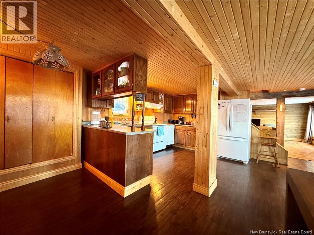 5502 Centrale Street, Lac Baker, New Brunswick  E7A 1H7 - Photo 9 - NB128352