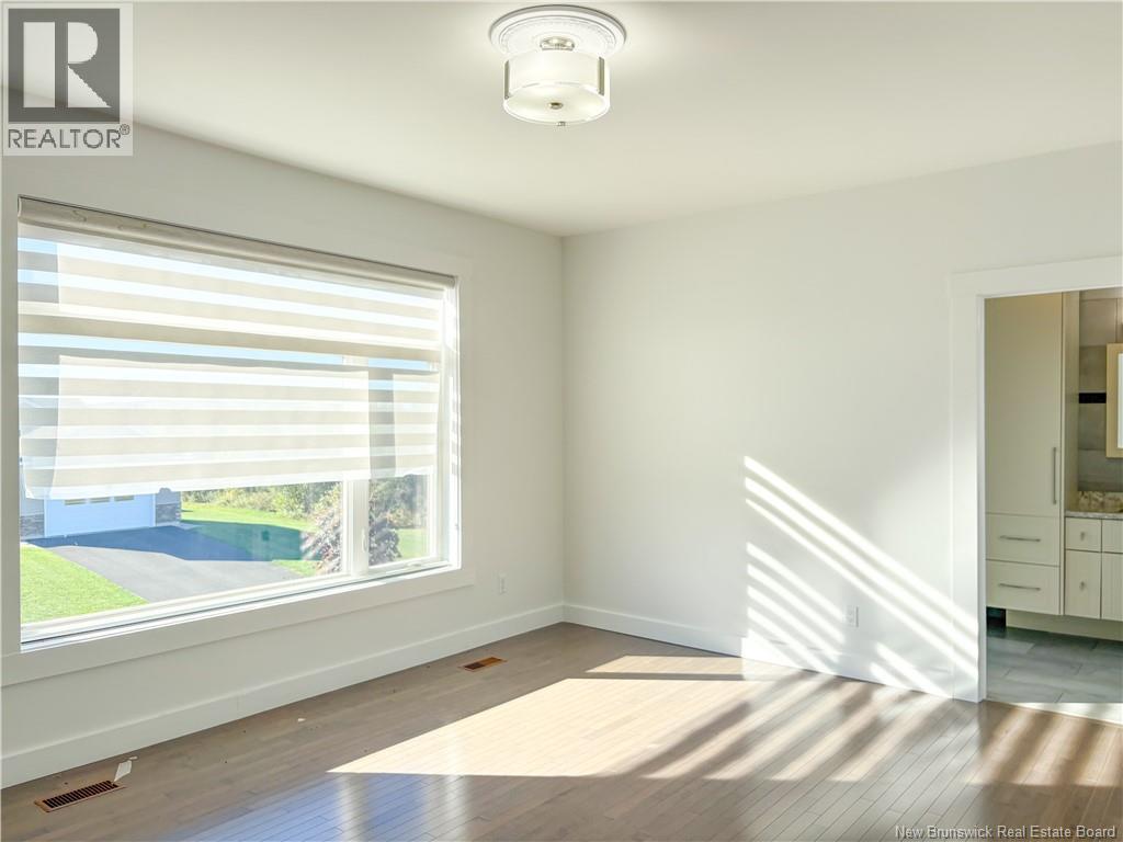 44 Bicentennial Drive, Woodstock, New Brunswick E7M 6A7 - Photo 30 - NB128012