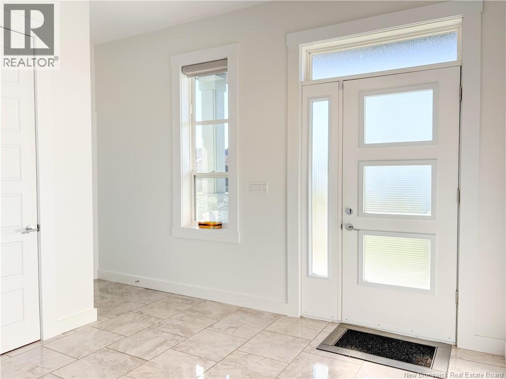 44 Bicentennial Drive, Woodstock, New Brunswick E7M 6A7 - Photo 7 - NB128012