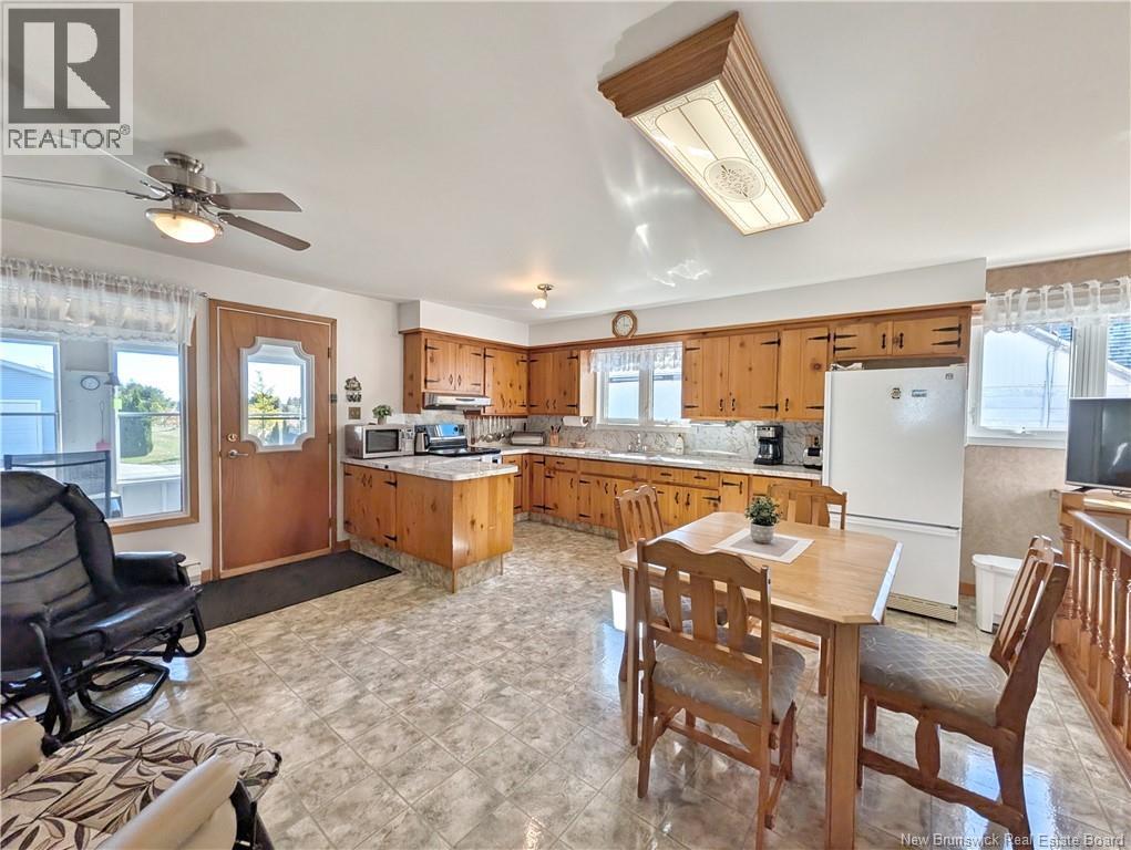 1794 Rue Châtillon, Maisonnette, New Brunswick E8N 1Y5 - Photo 8 - NB128369