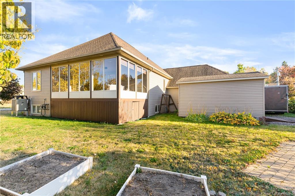 485 Alfred Leger Street, Dieppe, New Brunswick  E1A 0B5 - Photo 6 - NB128404