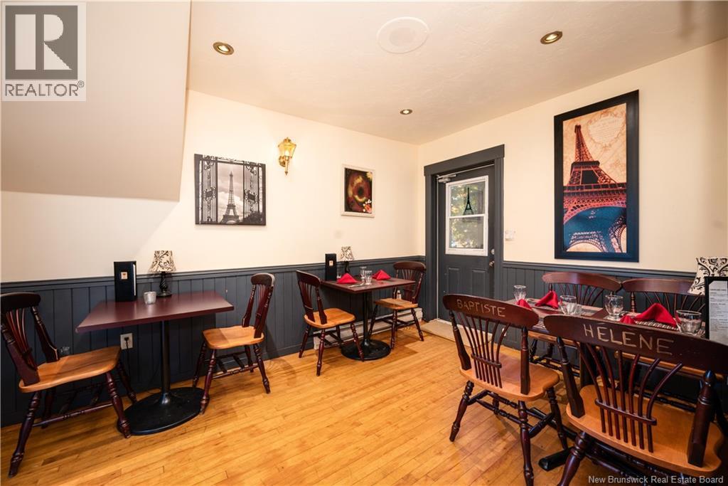 562 Main Street, Shediac, New Brunswick  E4P 2L9 - Photo 16 - NB128188