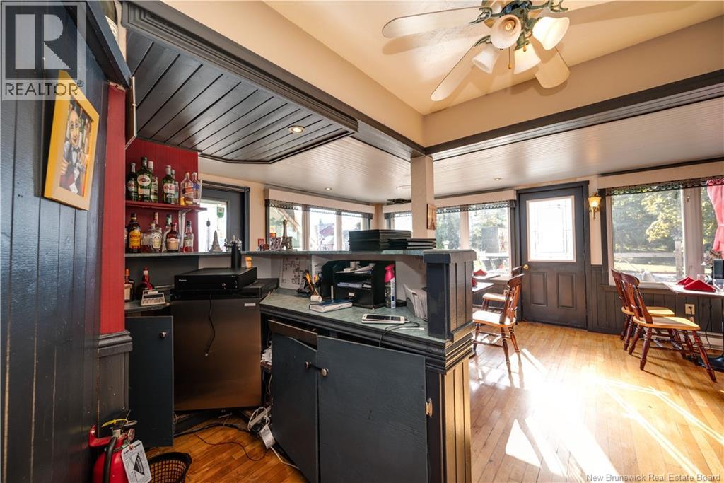 562 Main Street, Shediac, New Brunswick  E4P 2L9 - Photo 35 - NB128188