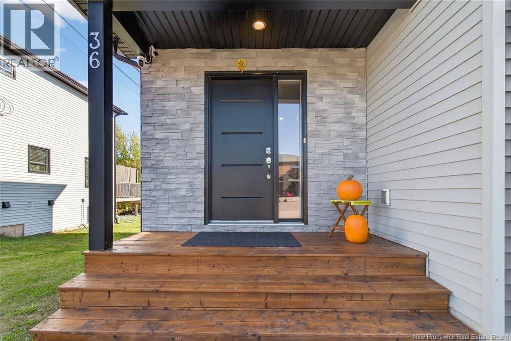 36 Timandra Crescent, Moncton, New Brunswick  E1G 5Y4 - Photo 2 - NB128478