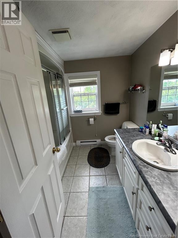 1268 Elmwood, Moncton, New Brunswick  E1H 2H2 - Photo 13 - NB128393