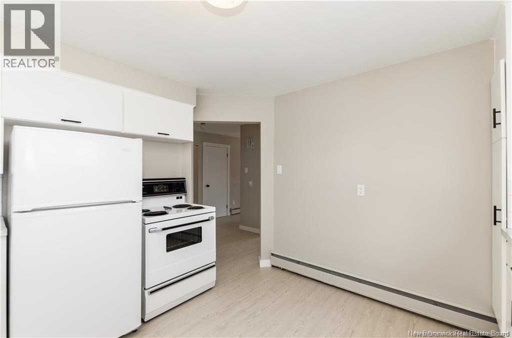 93 Edward, Moncton, New Brunswick E1A 3Z1 - Photo 11 - NB128438