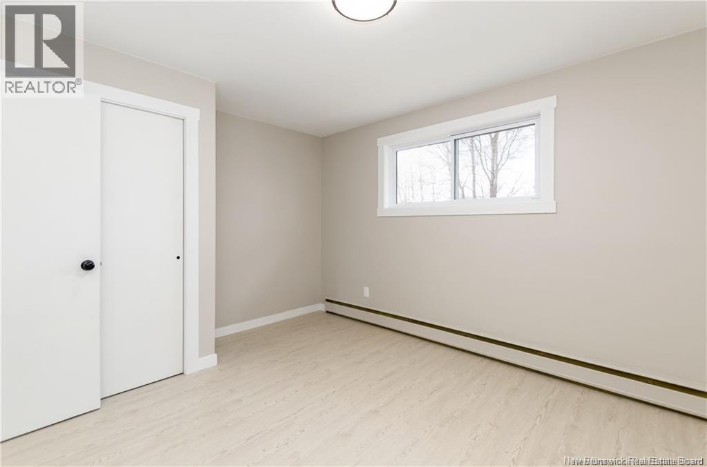 93 Edward, Moncton, New Brunswick E1A 3Z1 - Photo 13 - NB128438