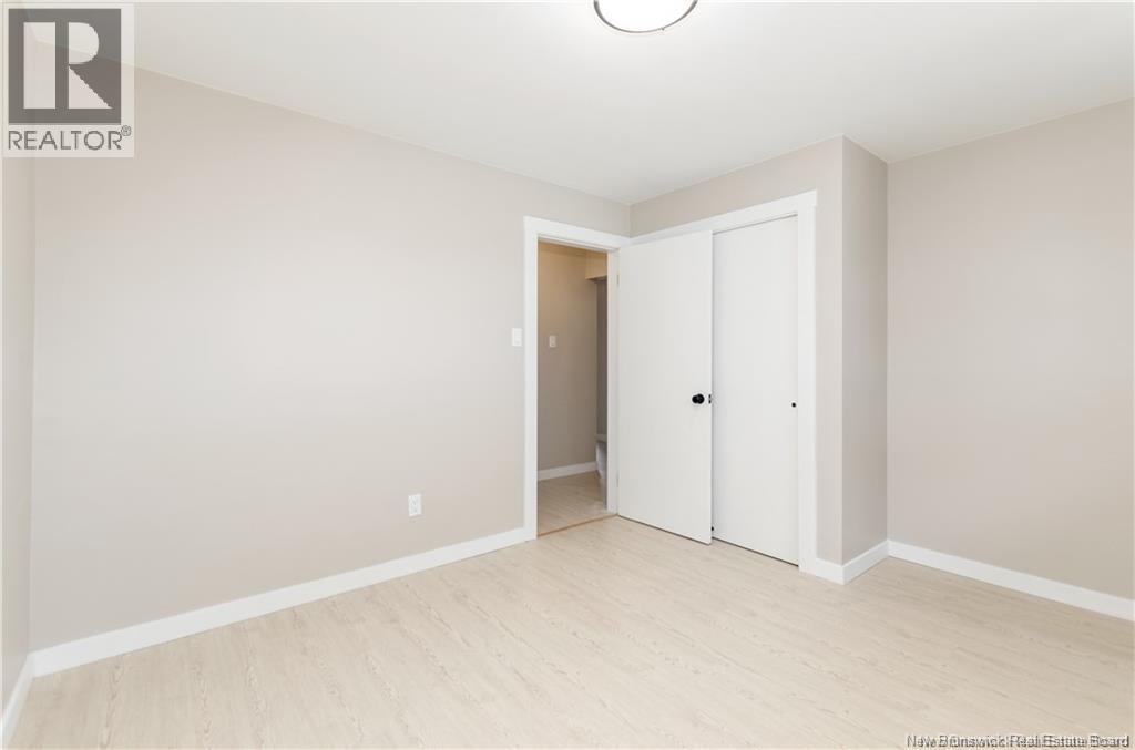 93 Edward, Moncton, New Brunswick E1A 3Z1 - Photo 14 - NB128438