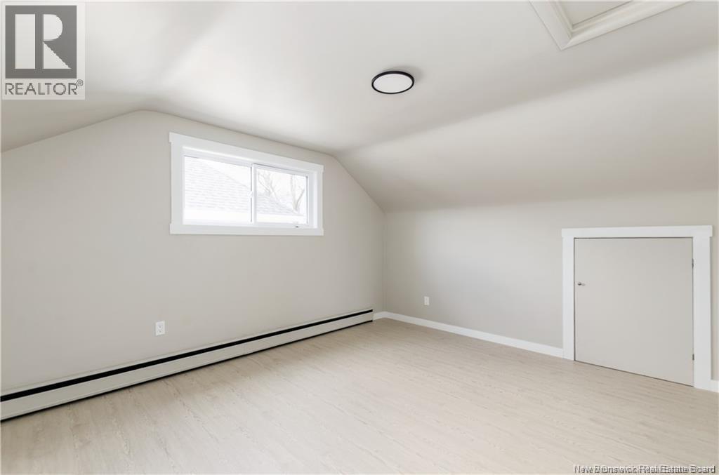 93 Edward, Moncton, New Brunswick E1A 3Z1 - Photo 22 - NB128438