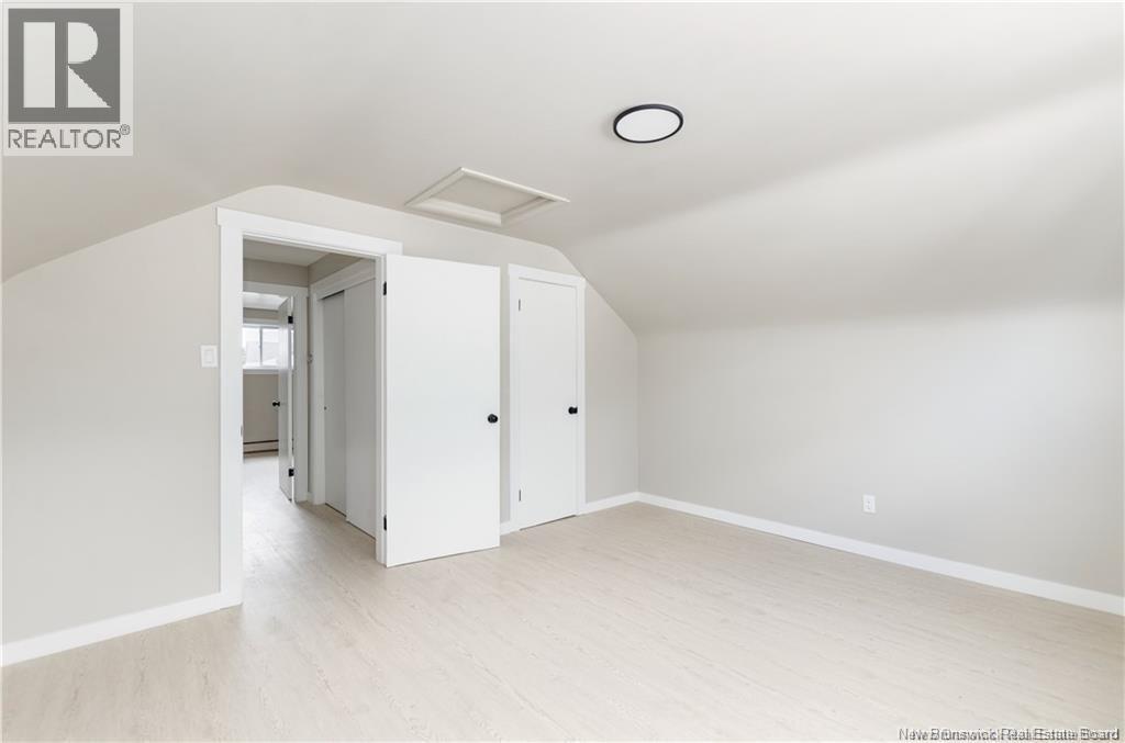 93 Edward, Moncton, New Brunswick E1A 3Z1 - Photo 23 - NB128438