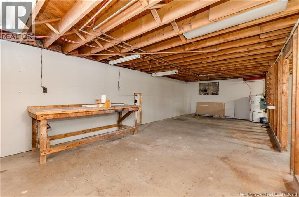 93 Edward, Moncton, New Brunswick E1A 3Z1 - Photo 27 - NB128438