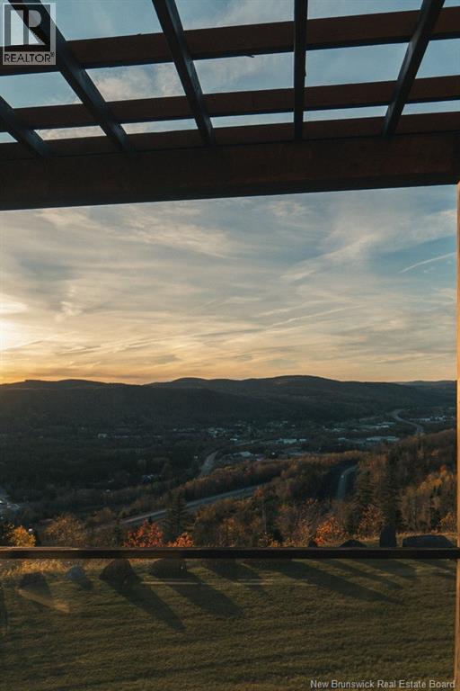 112 De La Falaise Street Unit# 201, Edmundston, New Brunswick  E3V 0C4 - Photo 21 - NB128636