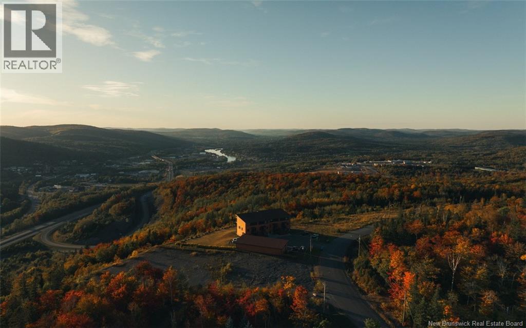 112 De La Falaise Street Unit# 201, Edmundston, New Brunswick  E3V 0C4 - Photo 26 - NB128636