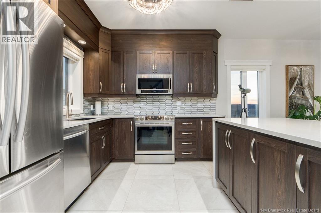 112 De La Falaise Street Unit# 201, Edmundston, New Brunswick  E3V 0C4 - Photo 3 - NB128636