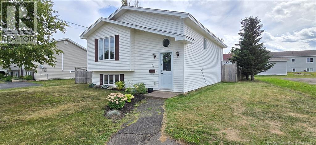 70 Bonavista Court, Moncton, New Brunswick E1G 2H4 - Photo 2 - NB128546