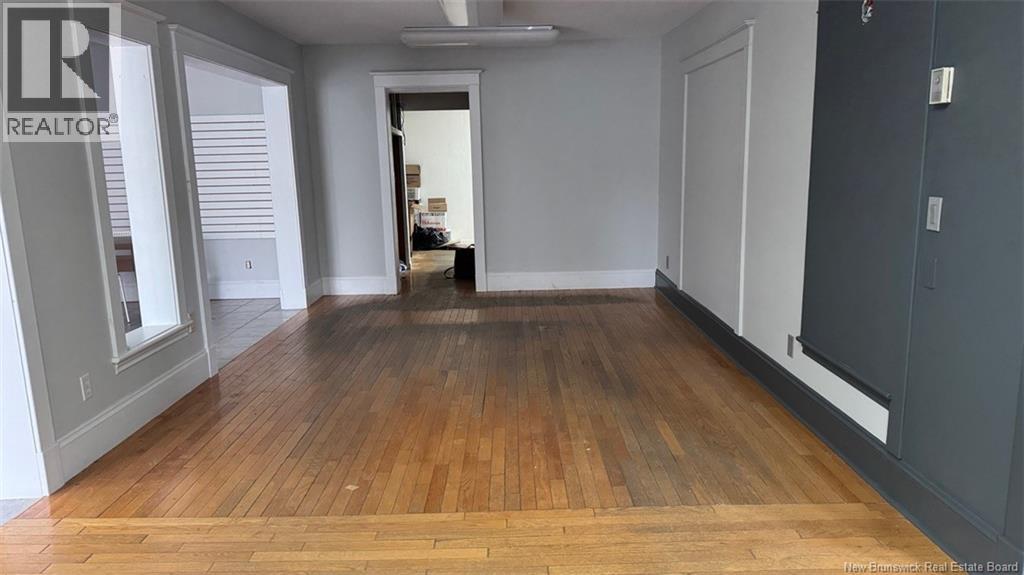 268 Victoria Street, Edmundston, New Brunswick  E3V 2H9 - Photo 4 - NB128722