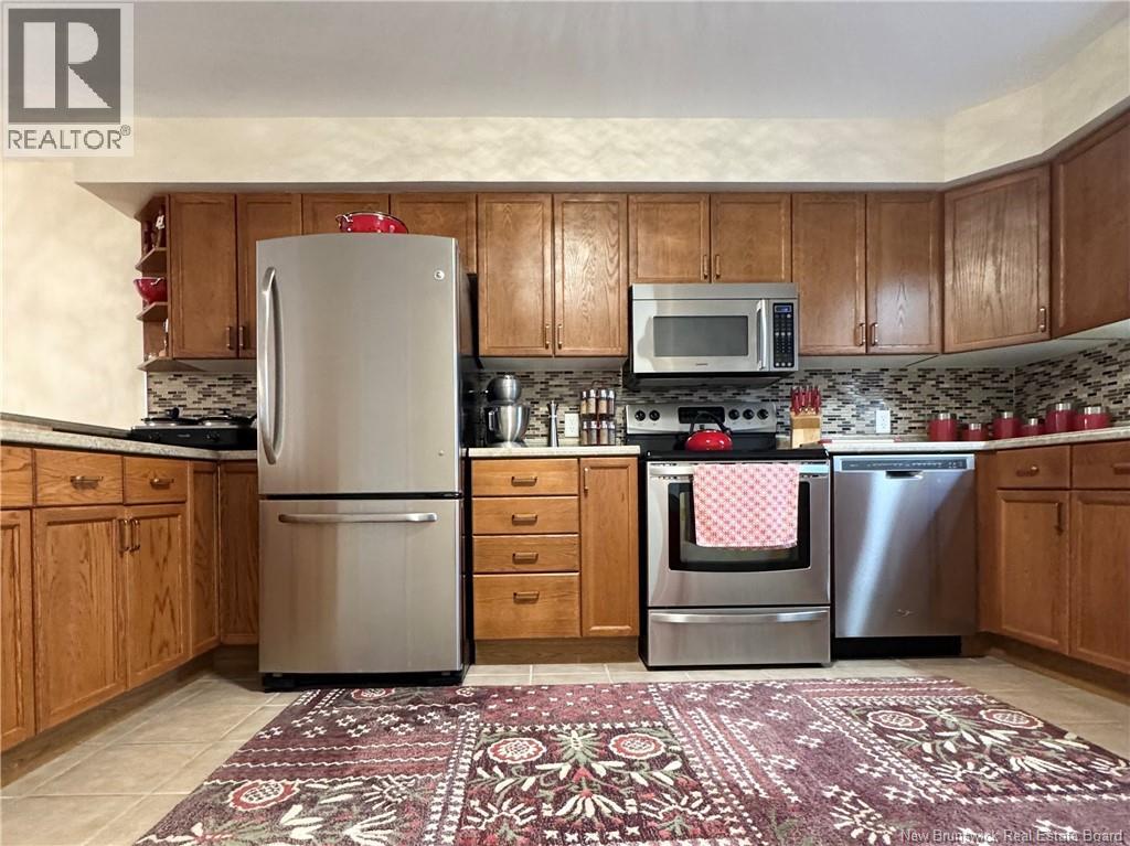 500 Riverside Drive Unit# 1, Fredericton, New Brunswick  E3A 8C2 - Photo 3 - NB128694