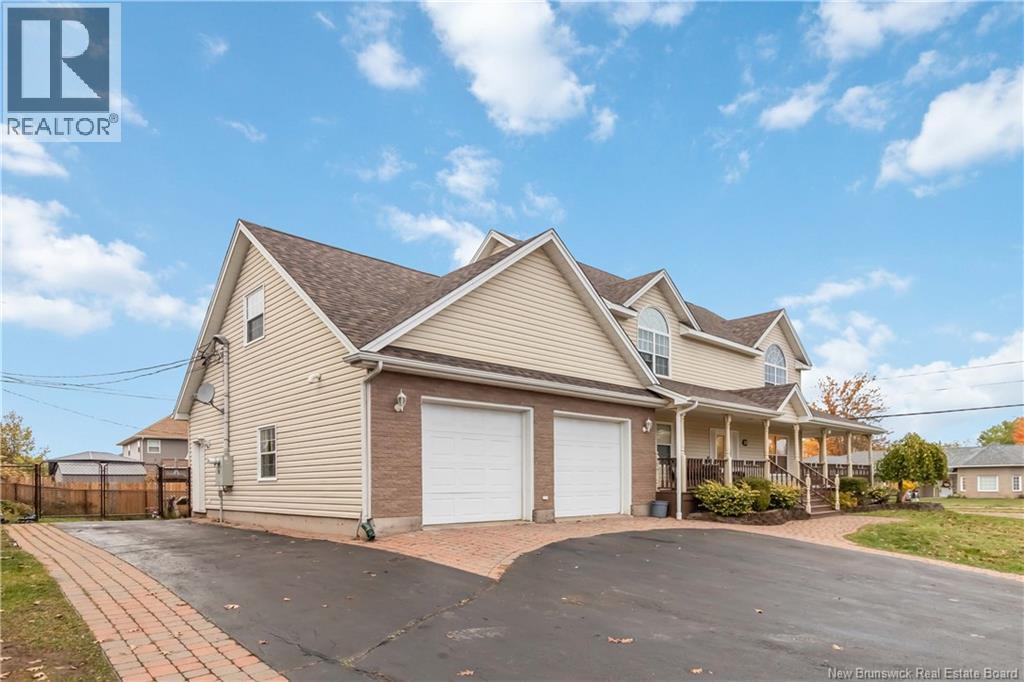 110 Willshire Way, Moncton, New Brunswick E1G 4Y1 - Photo 3 - NB128743