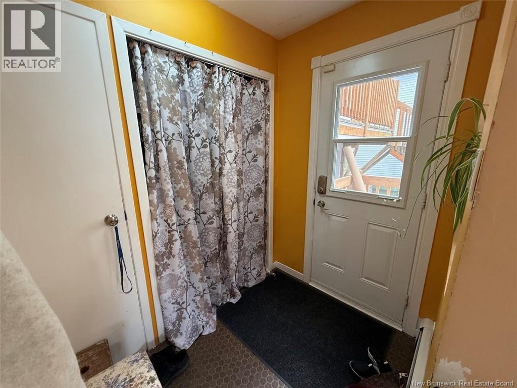 67 Ordonnance Street, Edmundston, New Brunswick  E3V 1C6 - Photo 3 - NB128908