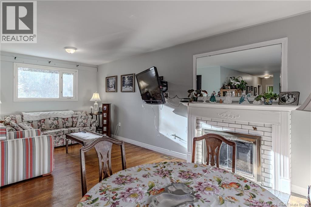 548 Kennebecasis River Road, Hampton, New Brunswick E5N 6L3 - Photo 6 - NB128772