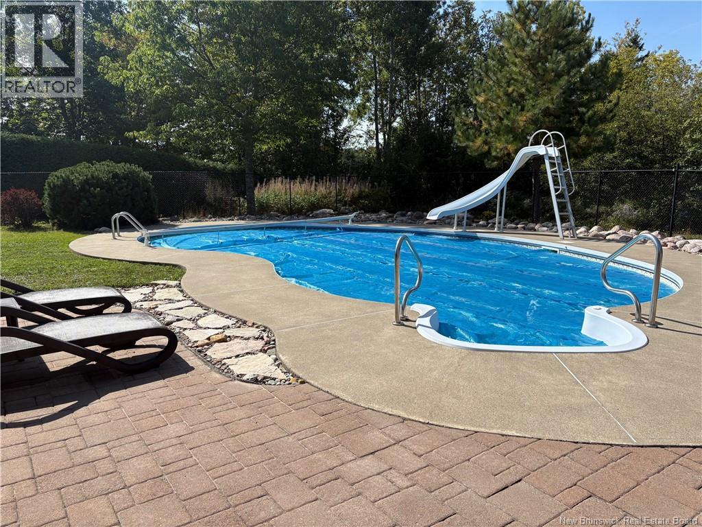 125 Fairview Court, Bathurst, New Brunswick E2A 4X5 - Photo 7 - NB128940