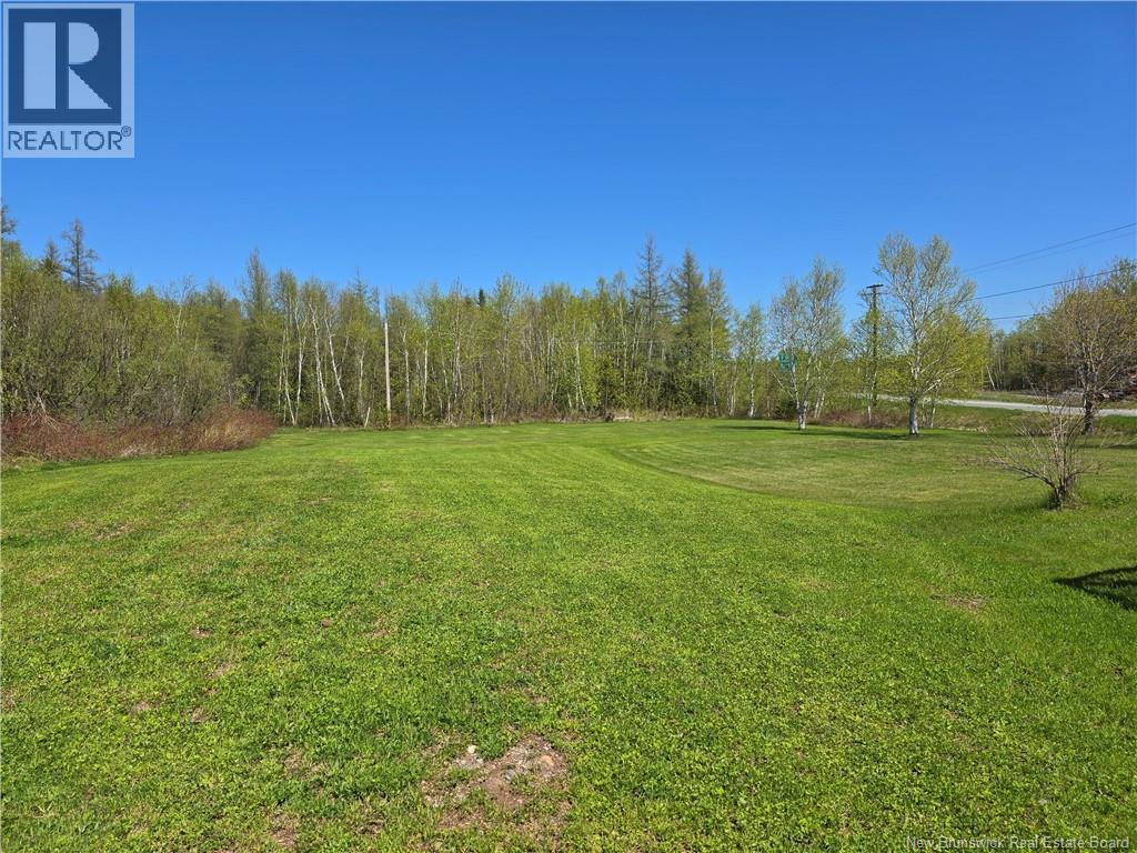 30 Laplante, Petit-Rocher, New Brunswick  E8J 1Z4 - Photo 10 - NB128986
