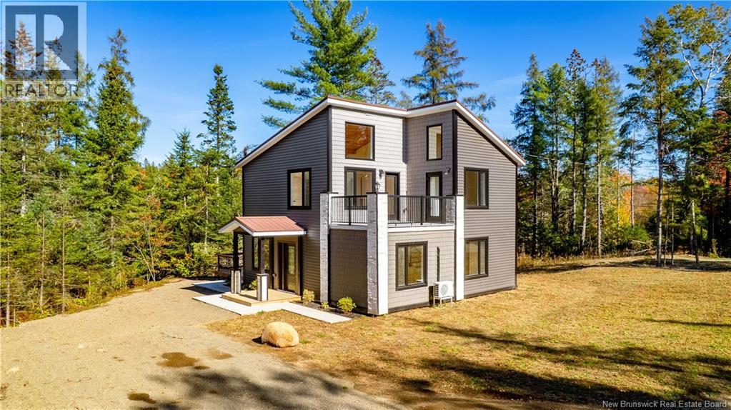 4 Thomas Creek Lane, Oak Bay, New Brunswick  E3L 4B2 - Photo 2 - NB128834