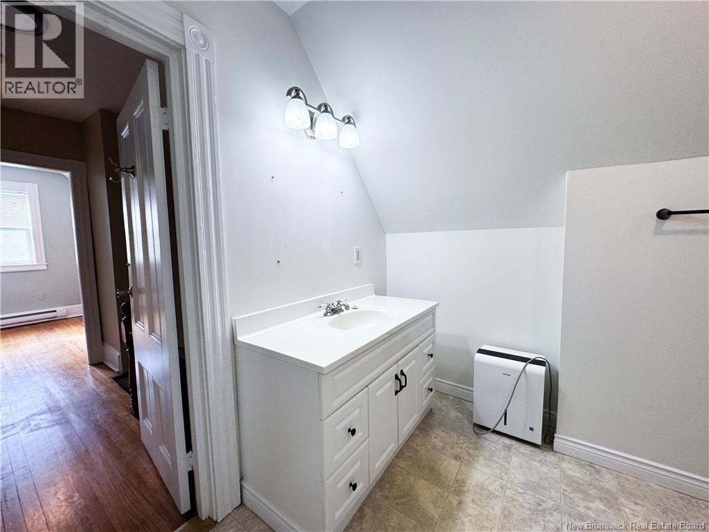 61 Bridge Street, Sackville, New Brunswick E4L 3N8 - Photo 42 - NB129009