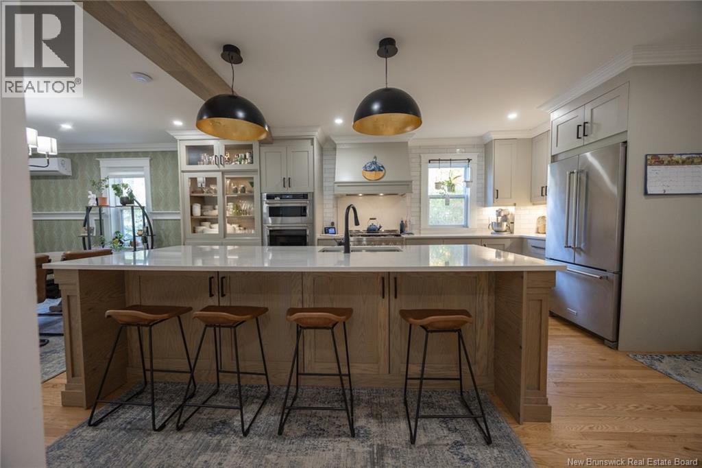 352 Regent Street, Fredericton, New Brunswick E3B 3X4 - Photo 4 - NB128599