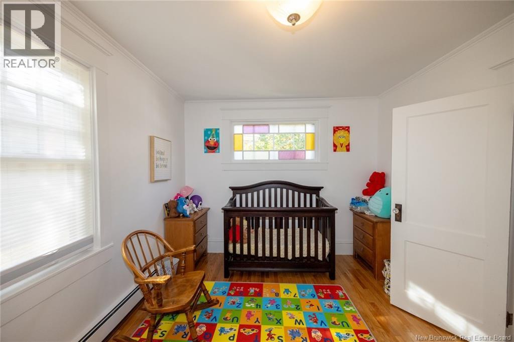 352 Regent Street, Fredericton, New Brunswick E3B 3X4 - Photo 11 - NB129035