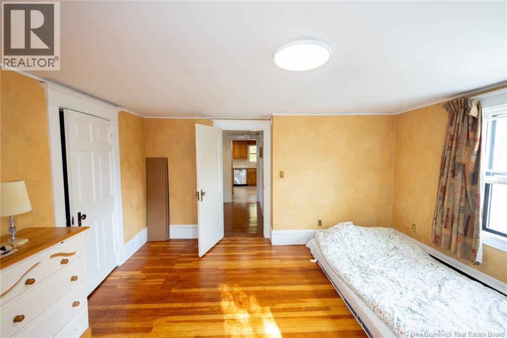 352 Regent Street, Fredericton, New Brunswick E3B 3X4 - Photo 30 - NB129035