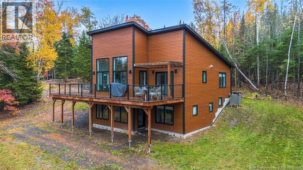 15 Loyalist Lane, Upper Kingsclear, New Brunswick E3E 0E3 - Photo 1 - NB129016
