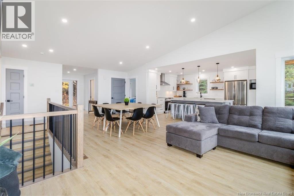 15 Loyalist Lane, Upper Kingsclear, New Brunswick E3E 0E3 - Photo 12 - NB129016